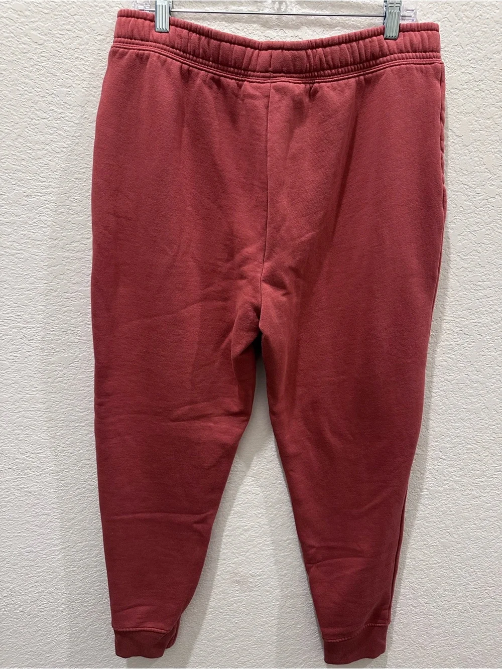Champion Women Red Fleece Jogger Sweatpants Size Large Tapered Leg‎ Pockets